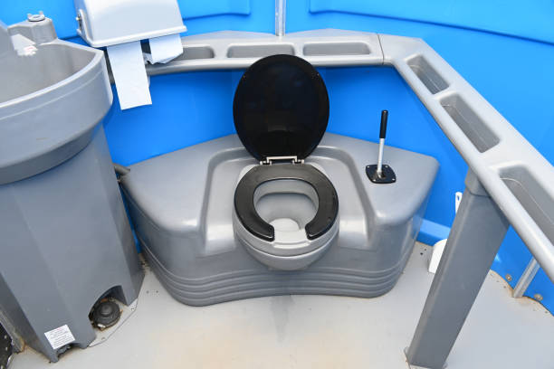 Best Portable toilet rental cost  in Belmond, IA
